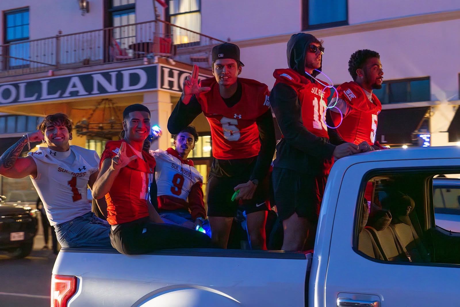 Sul Ross Homecoming Parade, Bonfire and Pep Rally