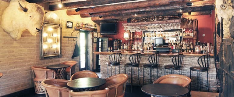 White Buffalo Bar2 768x318