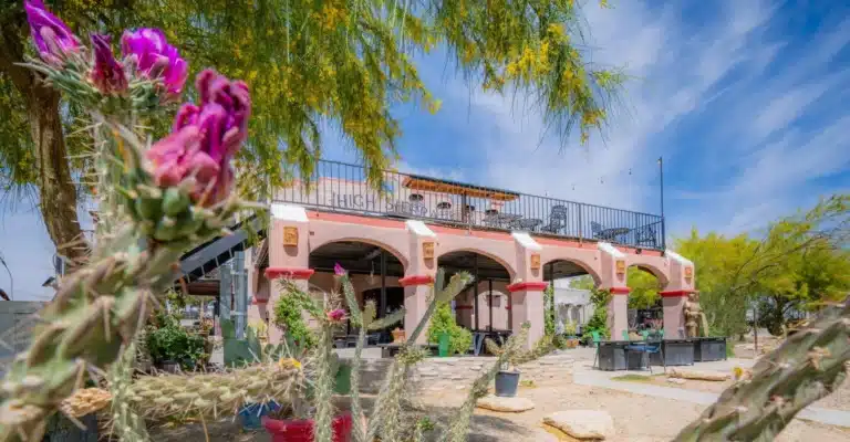 Ghost town hotel 768x400